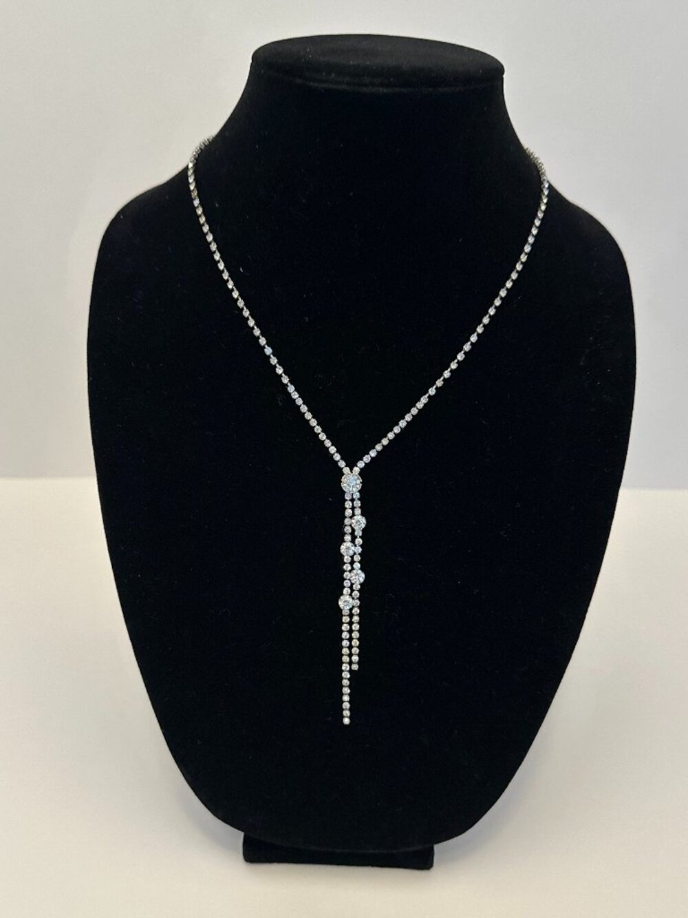 Rhinestone Y Necklace Silver Tone Dainty Drop Pendant Adjustable Chain